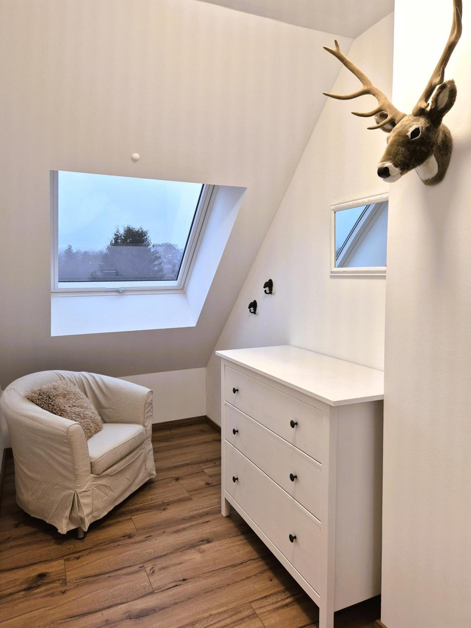 21133 Apartment *
