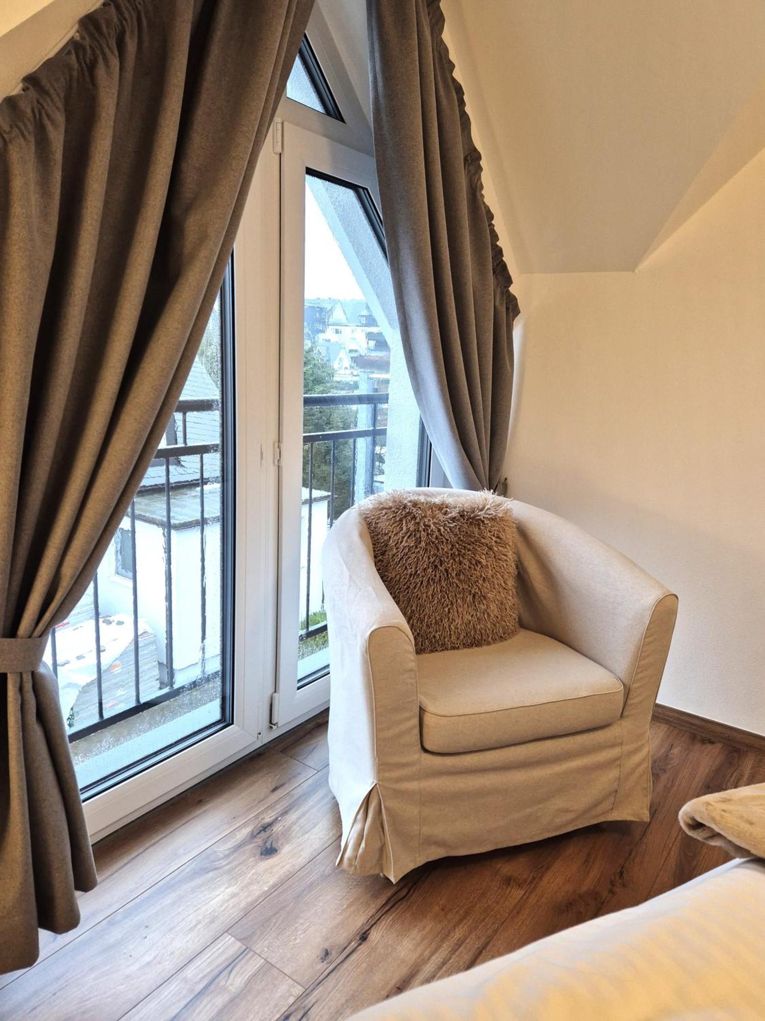 Apartment 21133
